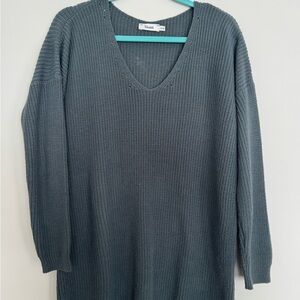 V-Neck Knit Sweater | S/M